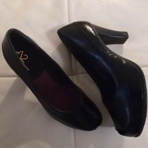 Beautiful Black Leather Heel, Open Toe, 7.5